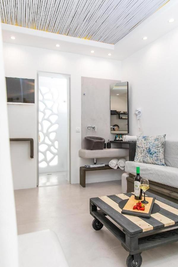 Blue Heart Luxury Suites Naxos City Zewnętrze zdjęcie