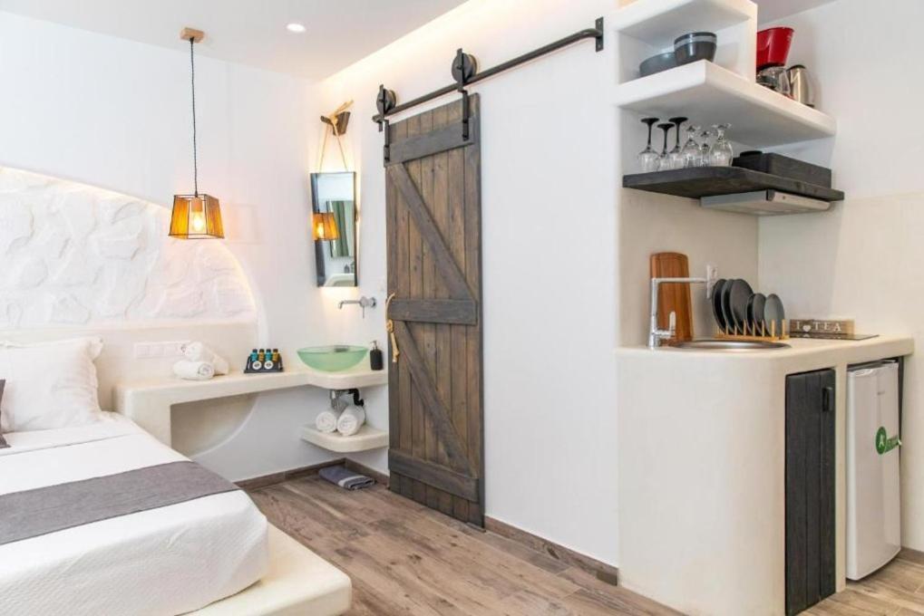 Blue Heart Luxury Suites Naxos City Zewnętrze zdjęcie