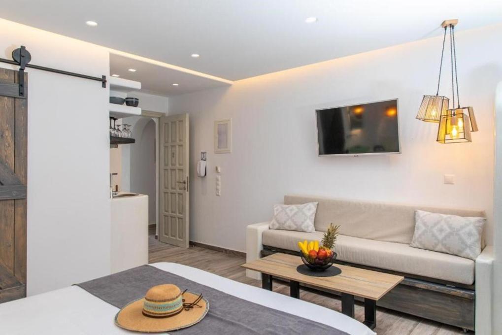 Blue Heart Luxury Suites Naxos City Zewnętrze zdjęcie