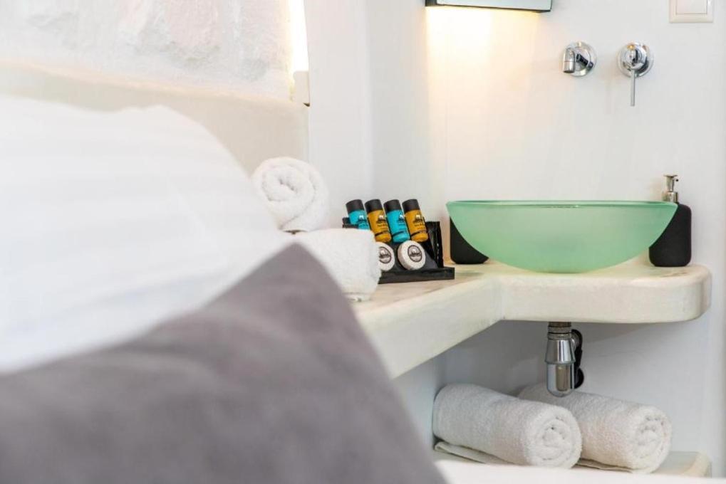 Blue Heart Luxury Suites Naxos City Zewnętrze zdjęcie